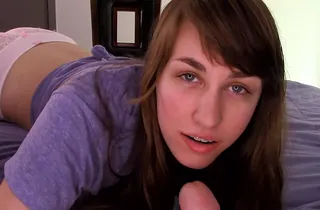 Mini Yankee sitter Craves gets her cock-squeezing labia crammed with jizm