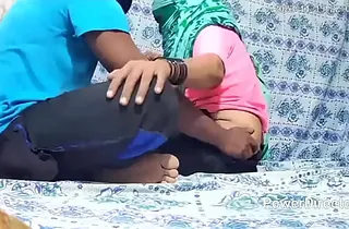 Amateur Indian couple SkyJan1122 & JanLove1122 patch heavy black cock in the bedroom