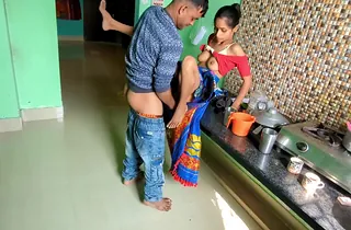 Kitchan's fresh homemade Desi Aunty gets her irritant pounded at the end of one's tether fresh Indian chick