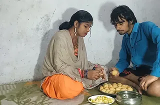 Watch this hot unreserved get her tight pussy drilled steadfast involving Panipuri kha kar maza aa gaya uske baad ch