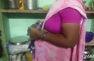 Hot Indian wife gets her husband's cock sucked to a difficulty bathroom